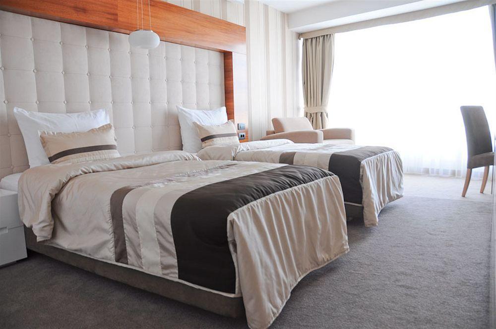 Garni Hotel Centar Novi Sad Ngoại thất bức ảnh