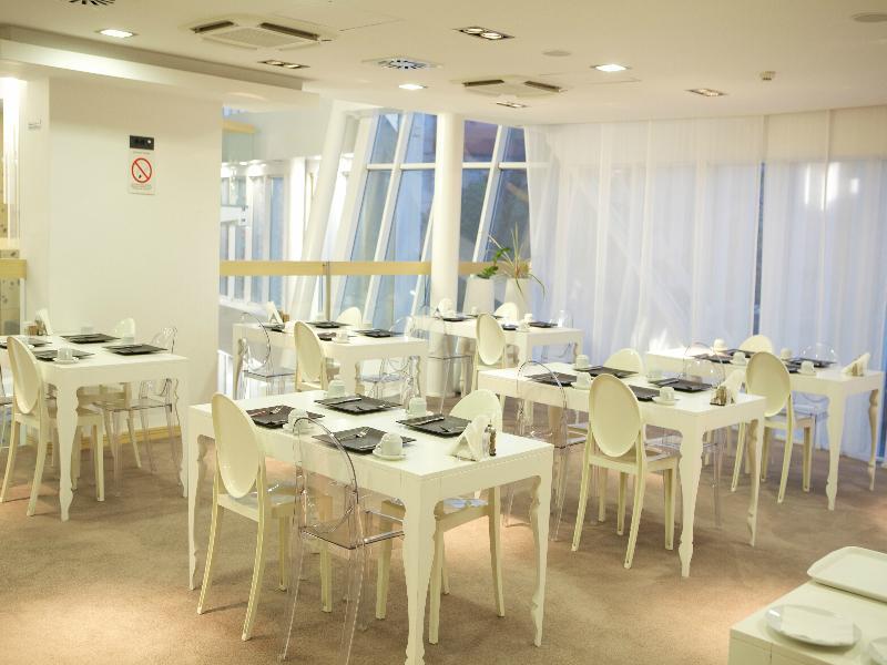 Garni Hotel Centar Novi Sad Ngoại thất bức ảnh